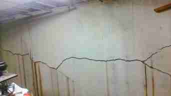 Foundation Wall Cracks